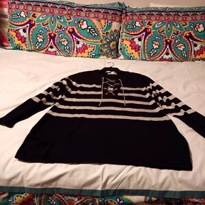 Micheal Kors Black/Silver sweater